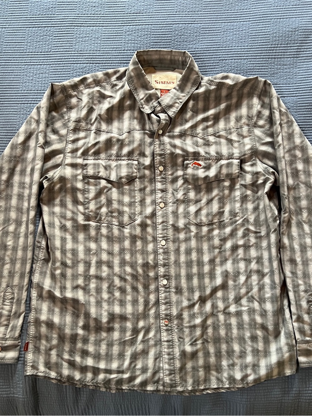Simms Men's Big Sky Long Sleeve Gray Plaid Button-Down Shirt size large - Picture 3 of 9